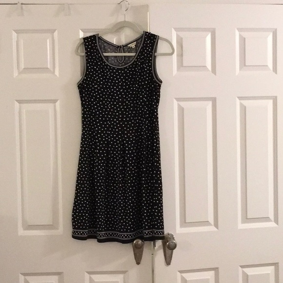 Casual dress - Picture 1 of 1